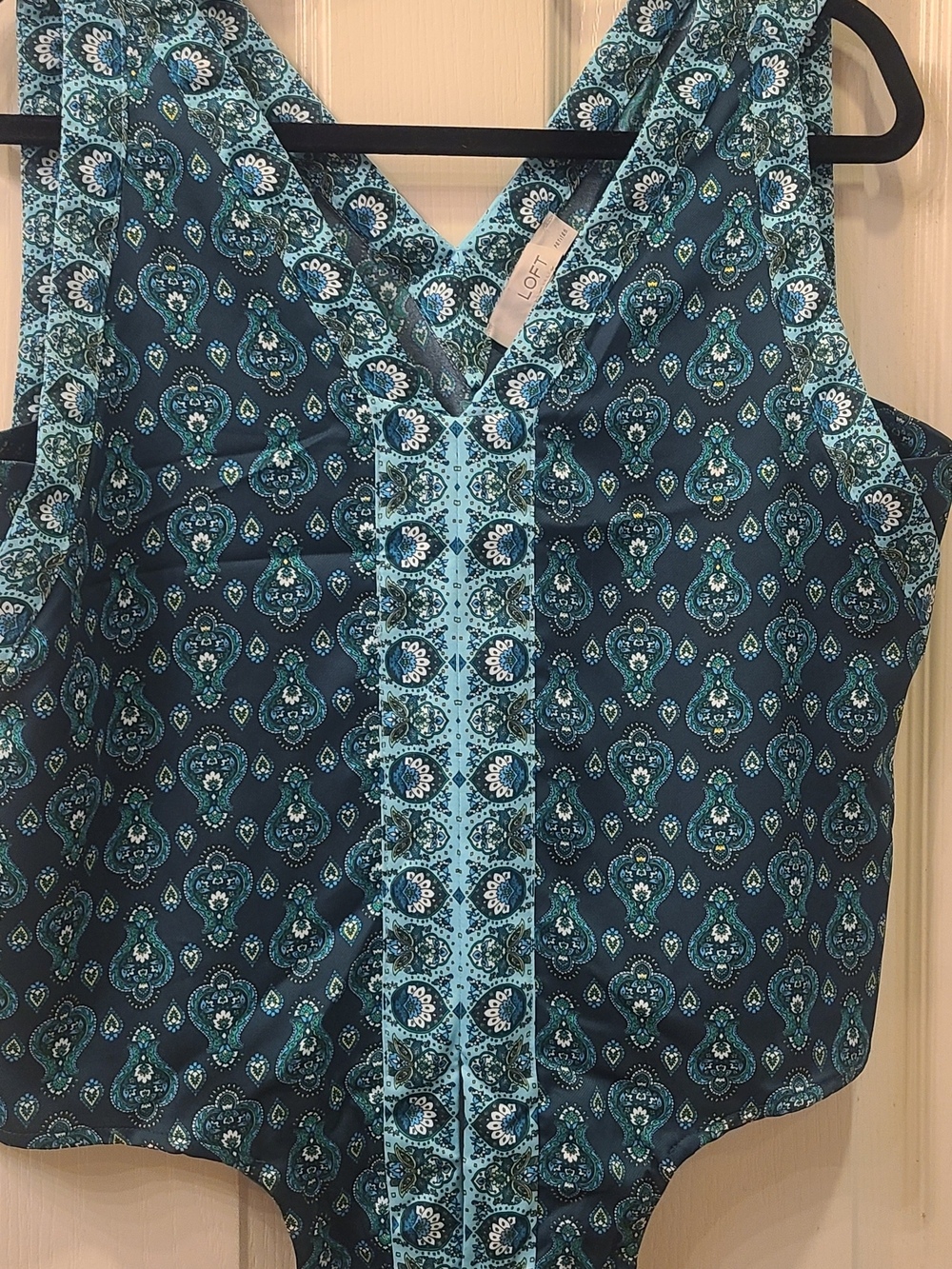 LOFT Navy and Teal Paisley-Print Sleeveless Camisole